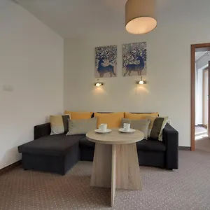 Bezowy I Nowoczesny Sun Seasons 24 W Szklarskiej Porebie By Renters Apartament Szklarska Poręba