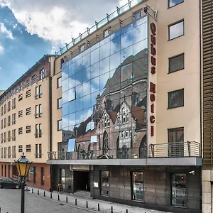 Hotel Qubus