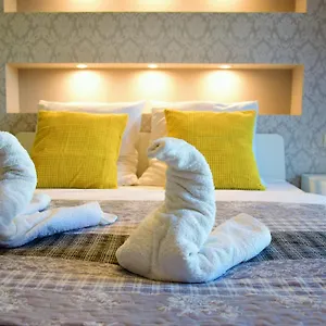 Apartment Homely Place Serce Poznania - Stary Rynek - Parking, Poznan